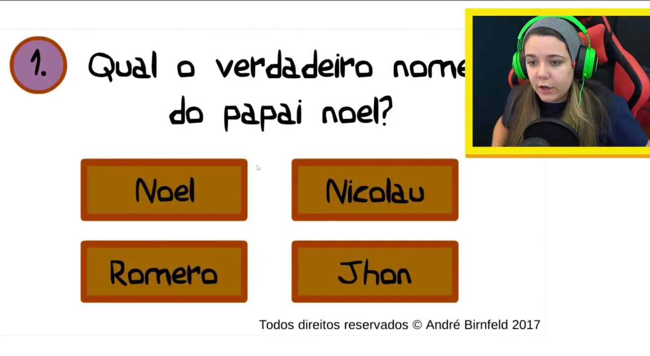 Malena jogando o Gênio Quiz Natal